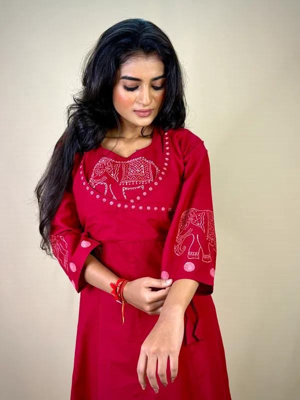 Red_Elephant_Embroidered_Cotton_Kurta_Set_With_Palazzo_Pants