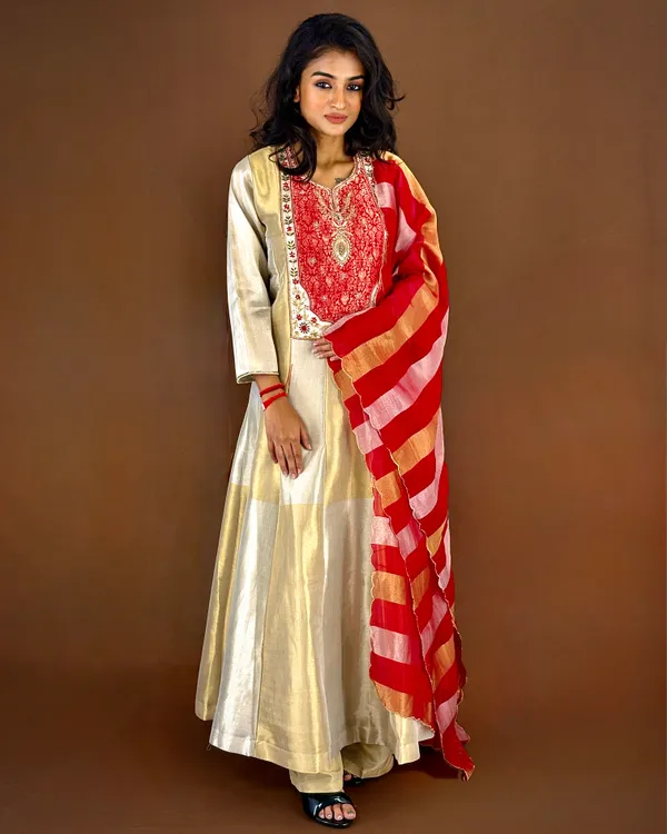 Elegant_Cream_And_Red_Embroidered_Anarkali_Suit_Set