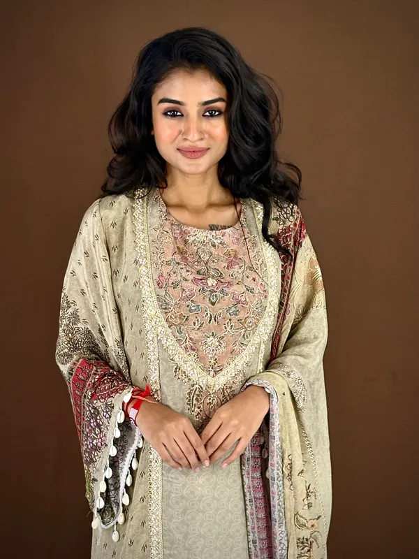 Embroidered_Ethnic_Kurti_Set_With_Dupatta_Beige_And_Red