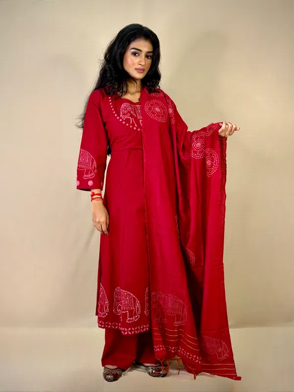 Red_Elephant_Embroidered_Cotton_Kurta_Set_With_Palazzo_Pants