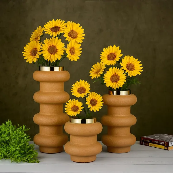 Arts_Impex_Metal_Flower_Vases_Set_Of_3_Handcrafted_Powder_Coated_Decorative_Vases_Modern_Home_Decor_For_Table_Shelf_Living_Room_Yellow
