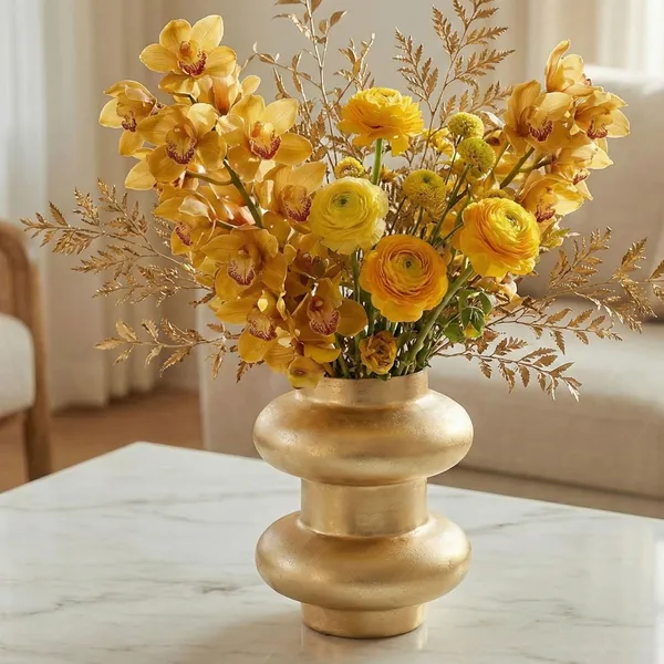 Metal_Flower_Vase_Gold_Decorative_Modern_Home_Decor_For_Table_Shelf_Living_Room_Handcrafted