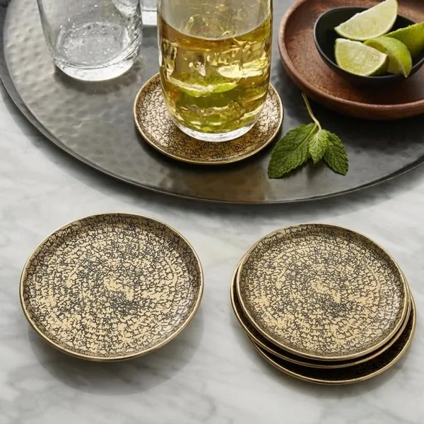 Hammered_Brass_Coasters_Set_Of_6_Round_Gold_Finish_Drink_Coasters_Metal_Coaster_Set_With_Textured_Surface_Heat_Resistant_Table_Protection_For_Cups_Glasses_Mugs_Luxury_Table_Decor