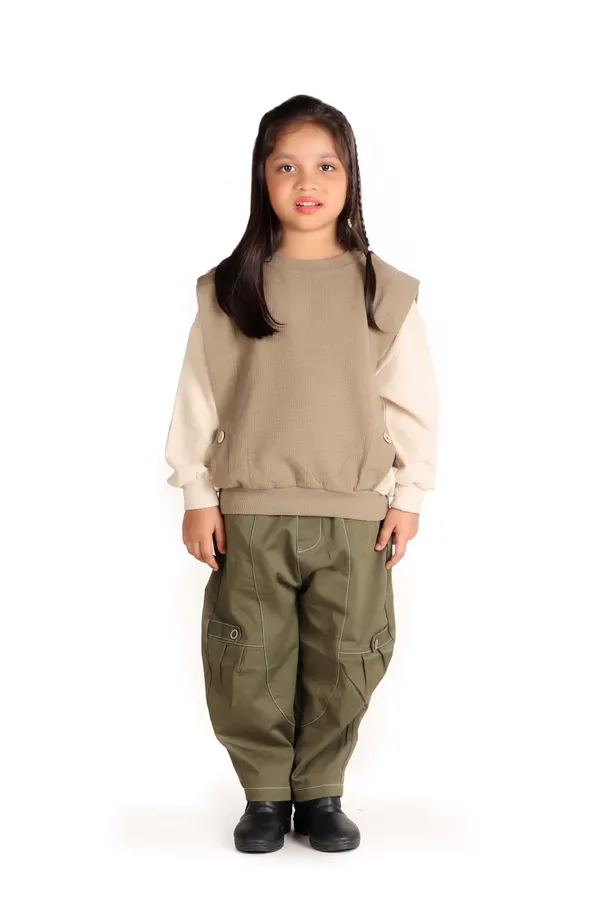 Unisex_Cargo_Style_Pants_Olive_Green