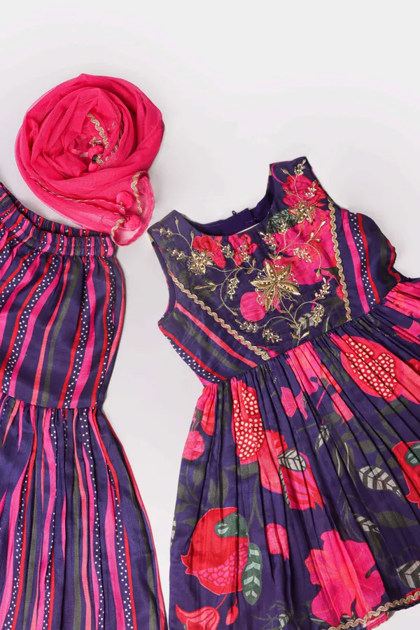 Enchanting_Midnight_Blooms_Ethnic_Set