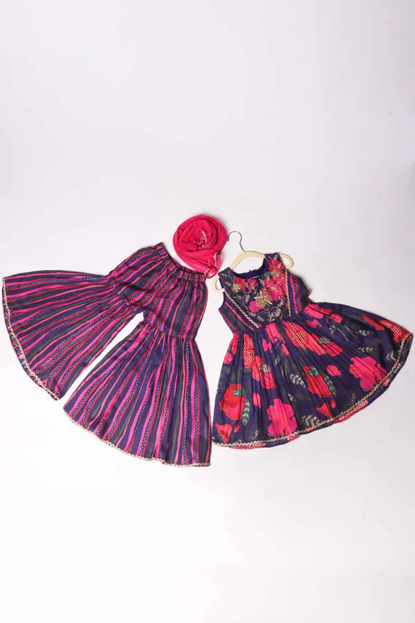 Enchanting_Midnight_Blooms_Ethnic_Set