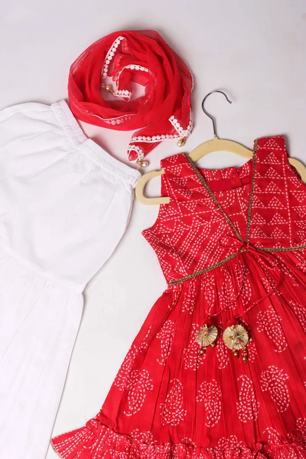 Red_And_White_Charm_Festive_Gown_Set