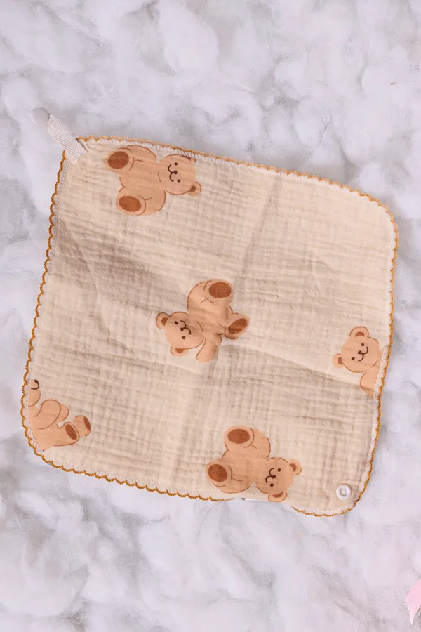 Premium_Muslin_Baby_Bib_With_Adorable_Teddy_Bear_Print
