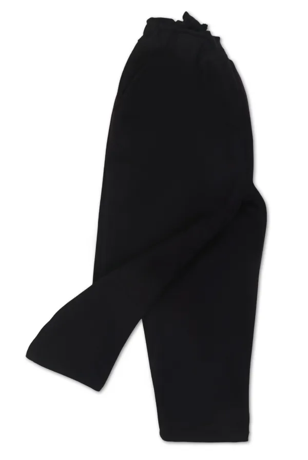 Black_Pants_With_Heart_Patterned_Bow