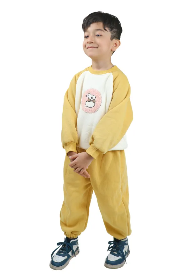 Unisex_Cozy_Bunny_Themed_Sweatshirt_And_Pants_Set
