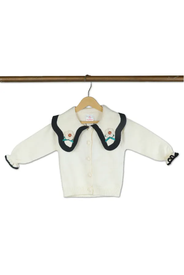 Cream__Sweater_And_Black_Pants_Set_With_Floral_collar