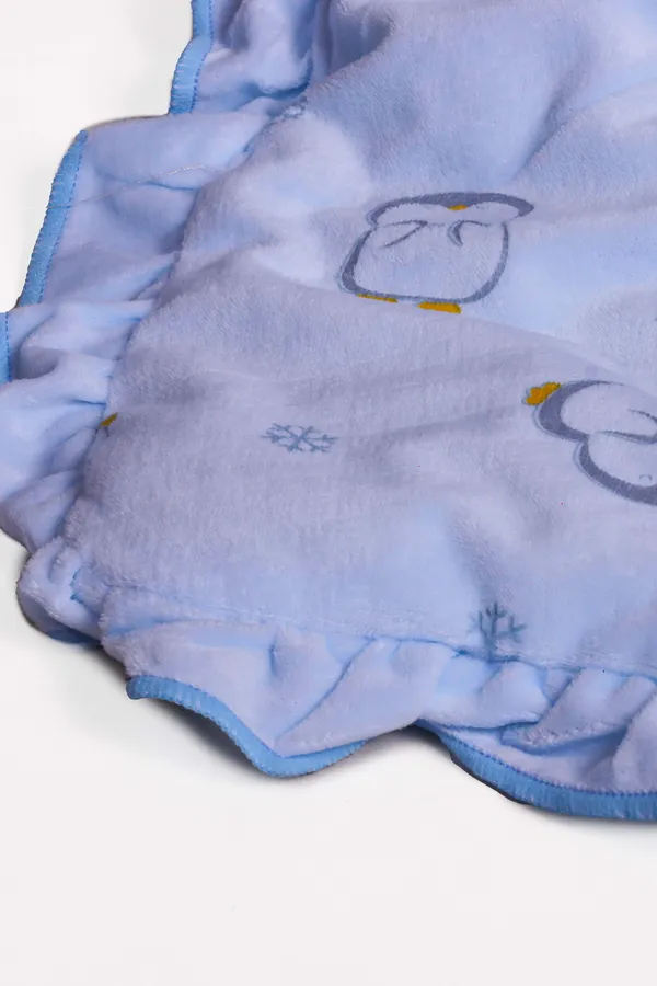 Adorable_Blue_Baby_Wrapper_With_Penguin_Design_Blue