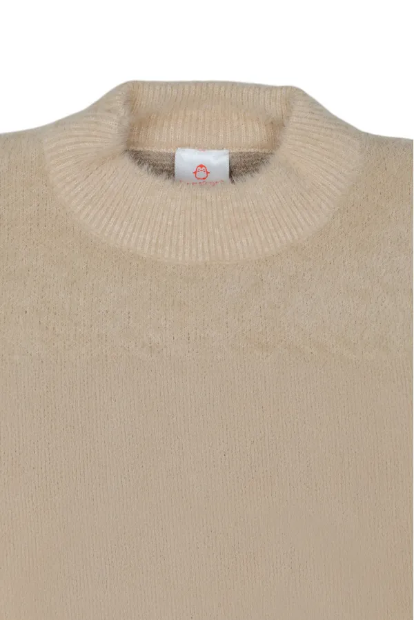 Cozy_Checkered_Knit_Sweater