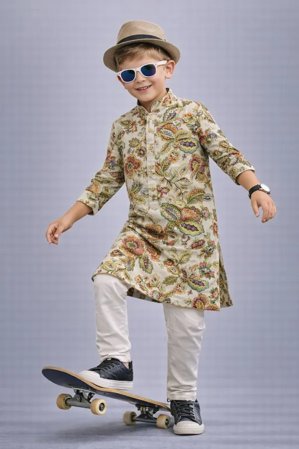 Boys_Ethnic_Kurta_Set_With_Floral_Print_And_Multicolor