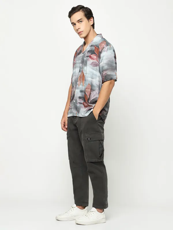 Abstract_Floral_Oversized_Shirt_100%_Viscose_Oversized_Fit