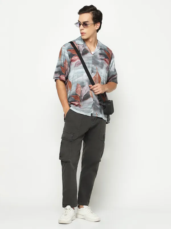 Abstract_Floral_Oversized_Shirt_100%_Viscose_Oversized_Fit