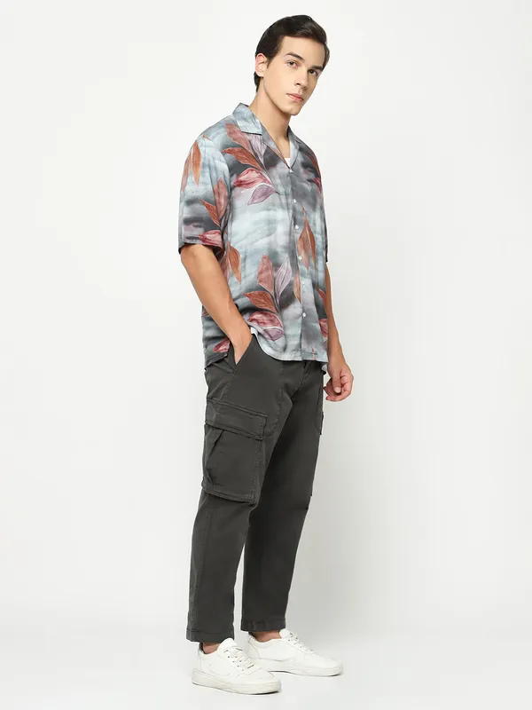 Abstract_Floral_Oversized_Shirt_100%_Viscose_Oversized_Fit
