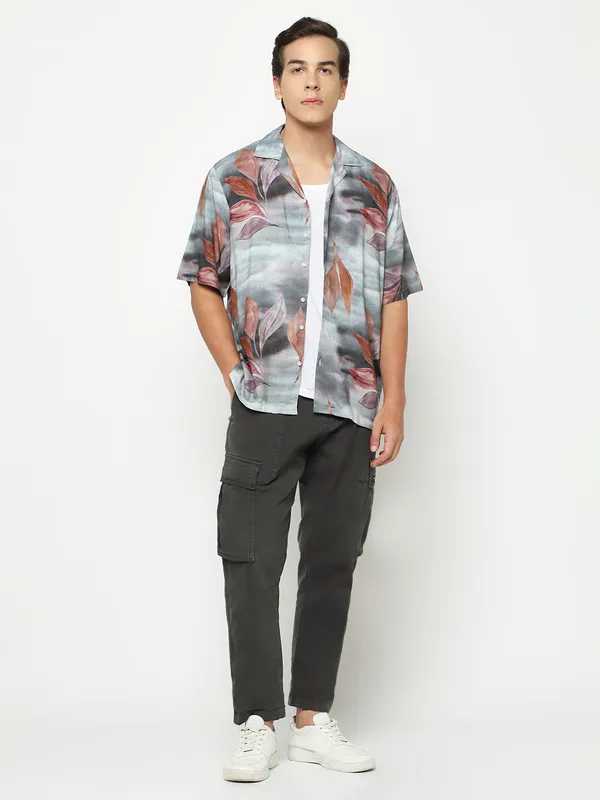 Abstract_Floral_Oversized_Shirt_100%_Viscose_Oversized_Fit