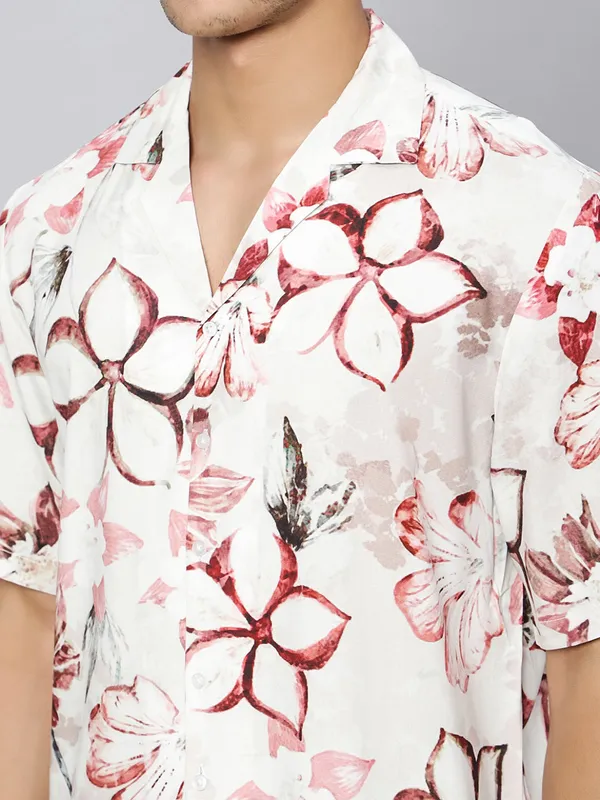 Tropical_Floral_Oversized_Viscose_Shirt_100%_Viscose_Oversized_Fit