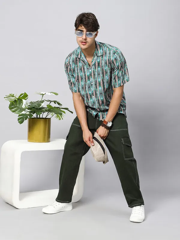 Glitchy_Geometric_Oversized_Viscose_Shirt_100%_Viscose_Oversized_Fit