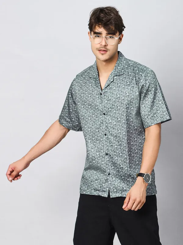 Monochrome_Wave_Oversized_Cotton_Shirt_100%_Cotton_Oversized_Fit