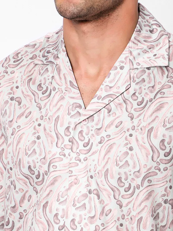 Groovy_Pattern_Oversized_Cotton_Shirt_100%_Cotton_Oversized_Fit