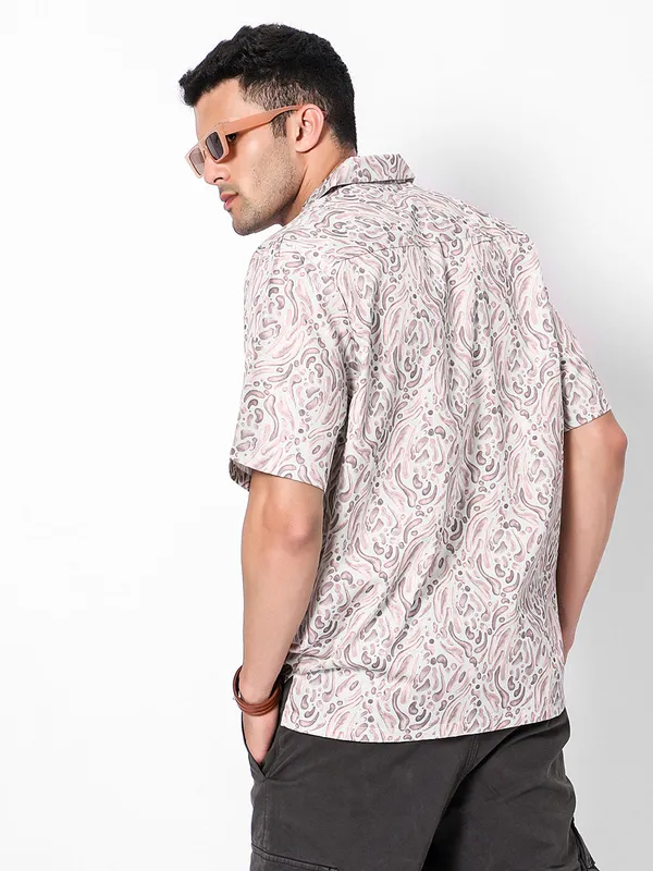 Groovy_Pattern_Oversized_Cotton_Shirt_100%_Cotton_Oversized_Fit