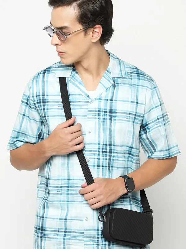 Modern_Plaid_Oversized_Cotton_Shirt_100%_Cotton_Oversized_Fit