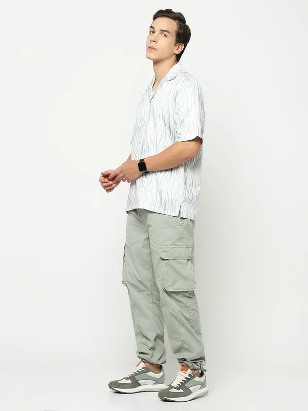 Wavy_Texture_Oversized_Cotton_Shirt_100%_Cotton_Oversized_Fit