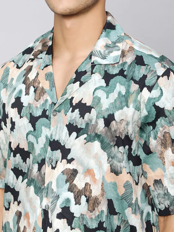 Abstract_Patch_Oversized_Cotton_Shirt_100%_Cotton_Oversized_Fit