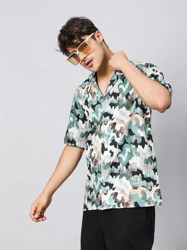 Abstract_Patch_Oversized_Cotton_Shirt_100%_Cotton_Oversized_Fit