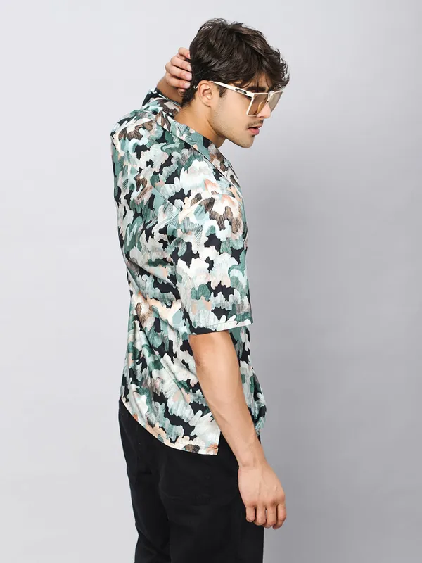 Abstract_Patch_Oversized_Cotton_Shirt_100%_Cotton_Oversized_Fit