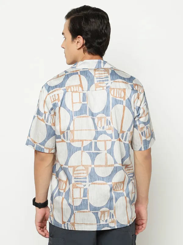 Modern_Geometric_Oversized_Cotton_Shirt_100%_Cotton_Oversized_Fit