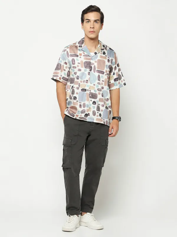 Abstract_Shapes_Oversized_Cotton_Shirt_100%_Cotton_Oversized_Fit