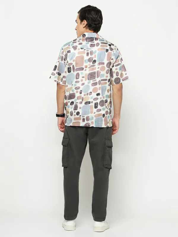 Abstract_Shapes_Oversized_Cotton_Shirt_100%_Cotton_Oversized_Fit