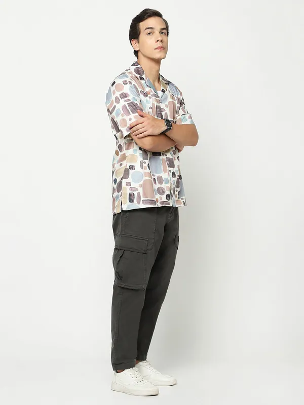 Abstract_Shapes_Oversized_Cotton_Shirt_100%_Cotton_Oversized_Fit