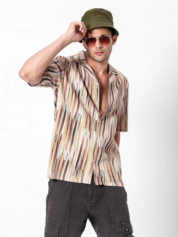 Minimalist_Abstract_Oversized_Cotton_Shirt_100%_Cotton_Oversized_Fit