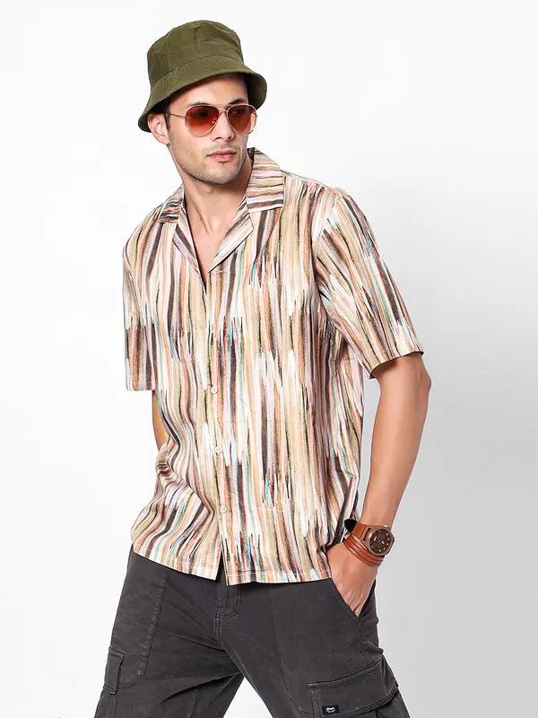 Minimalist_Abstract_Oversized_Cotton_Shirt_100%_Cotton_Oversized_Fit
