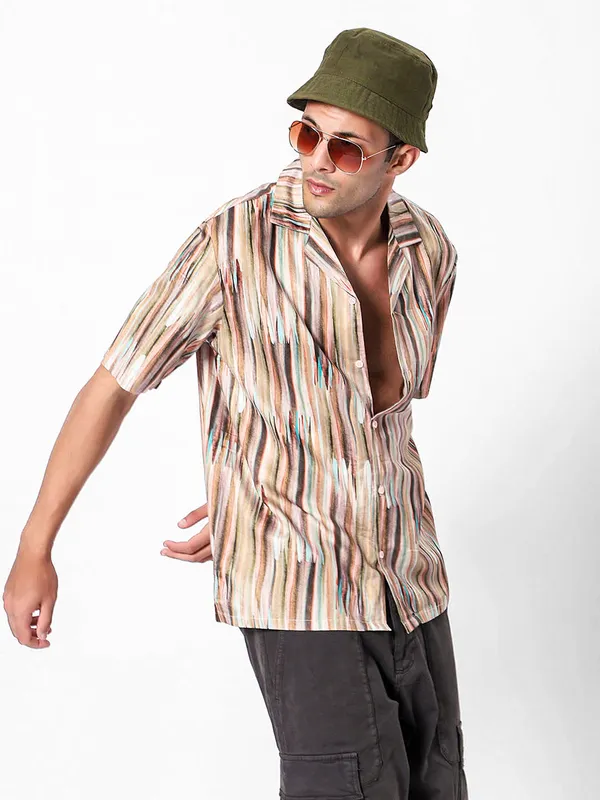Minimalist_Abstract_Oversized_Cotton_Shirt_100%_Cotton_Oversized_Fit