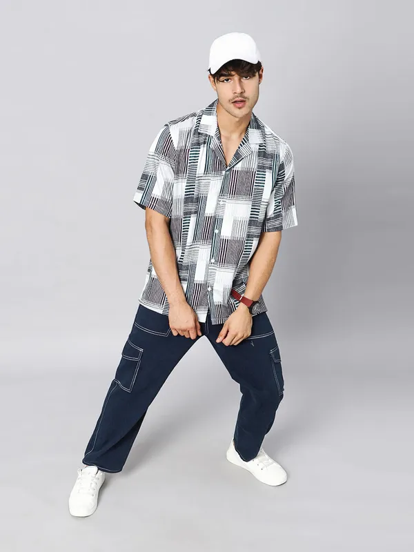 Crosshatch_Plaid_Oversized_Cotton_Shirt_100%_Cotton_Oversized_Fit