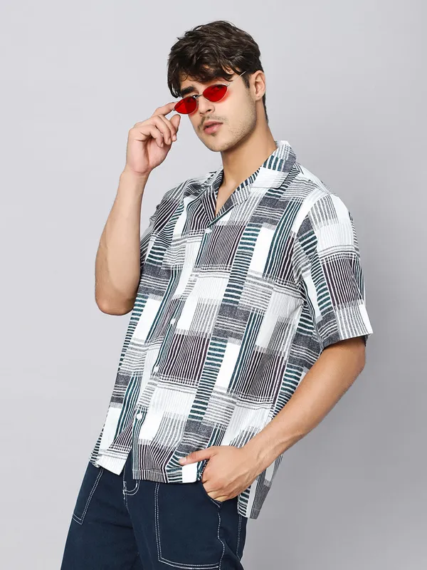 Crosshatch_Plaid_Oversized_Cotton_Shirt_100%_Cotton_Oversized_Fit