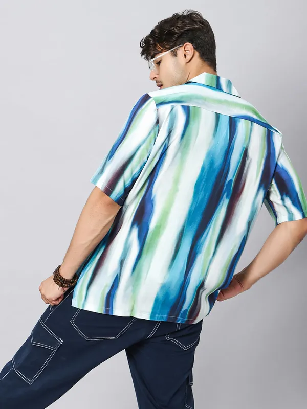 Blurry_Swish_Oversized_Viscose_Shirt_100%_Viscose_Oversized_Fit