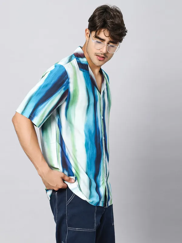 Blurry_Swish_Oversized_Viscose_Shirt_100%_Viscose_Oversized_Fit