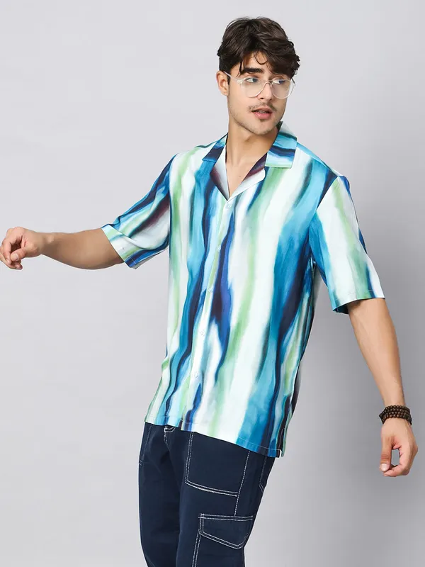 Blurry_Swish_Oversized_Viscose_Shirt_100%_Viscose_Oversized_Fit