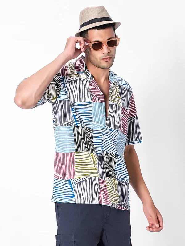 Abstract_Grid_Checks_Oversized_Cotton_Shirt_100%_Cotton_Oversized_Fit