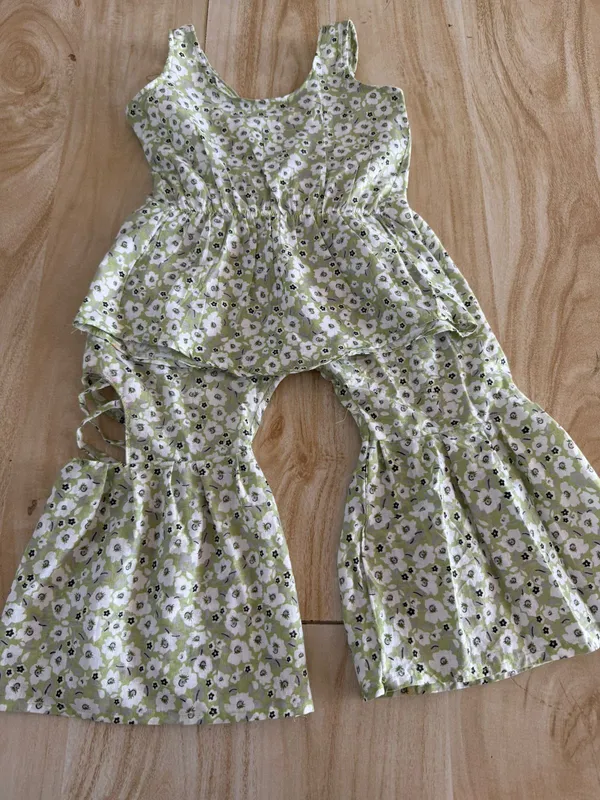 Green_Cotton_Premium_Ruffle_Sleeve_Romper_For_Girl