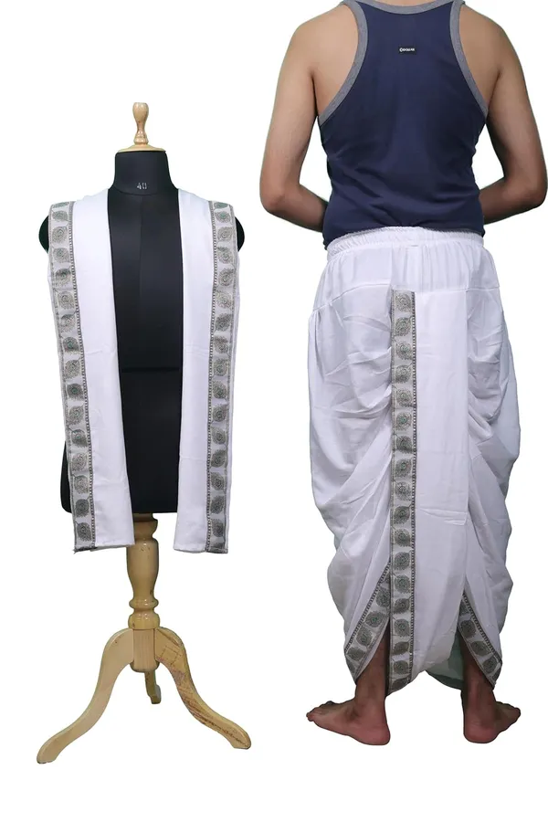 Traditional_Pure_Cotton_Bagalbandhi_With_Readymade_Dhoti_And_Dupatta_Set_Along_With_Beautiful_Peacock_Feather_Borders