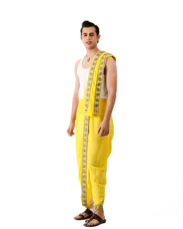 Traditionals_Pure_Cotton_Readymade_Dhoti_And_Dupatta_Set_With_Beautiful_Mor_Pankh_Borders