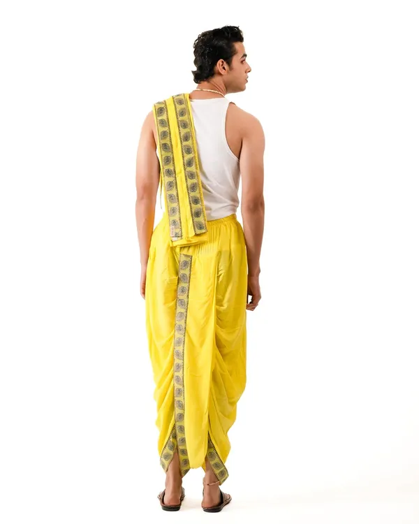 Traditionals_Pure_Cotton_Readymade_Dhoti_And_Dupatta_Set_With_Beautiful_Mor_Pankh_Borders