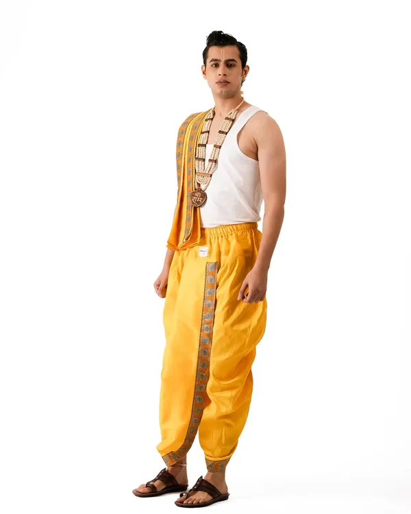 Traditional_Mor_Pankh_Dupian_Readymade_Dhoti_And_Dupatta_Set